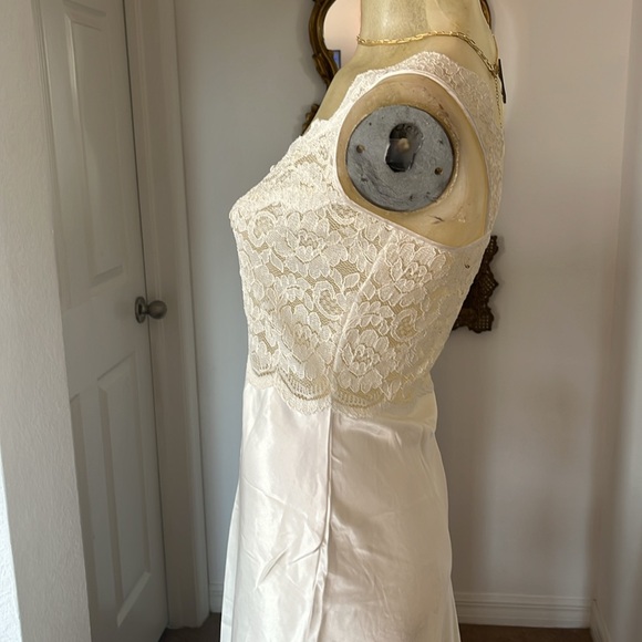 Beautiful Satin & Lace Vintage St Michael Bridal Slip NWT - Picture 5 of 9